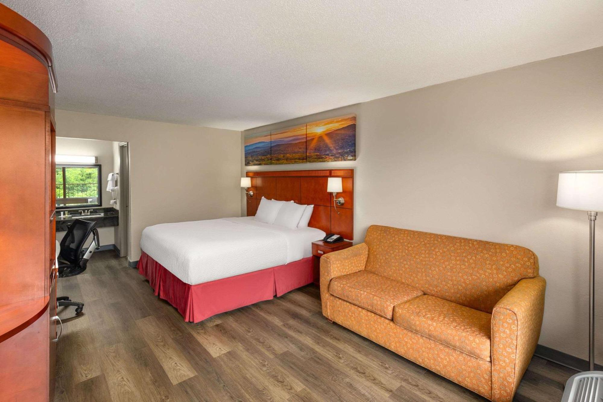 Days Inn By Wyndham Knoxville East Buitenkant foto